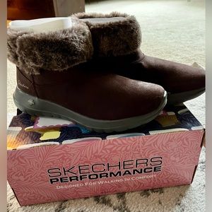 SKECHERS boots